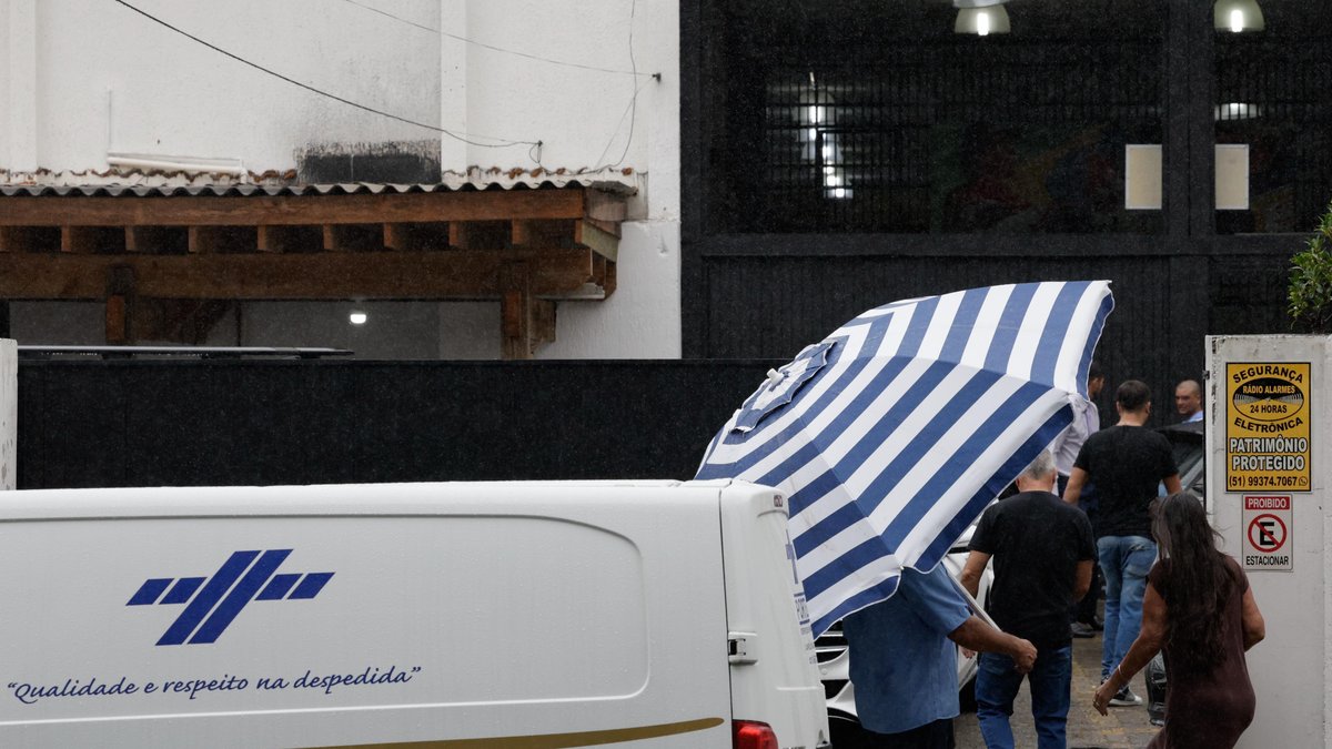 Um avião tapou o sol de Capão da Canoa